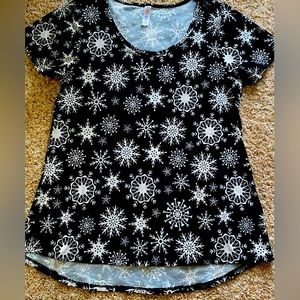 Lula Roe Snowflake T-shirt Size M Perfect T Shirt Tunic Nice